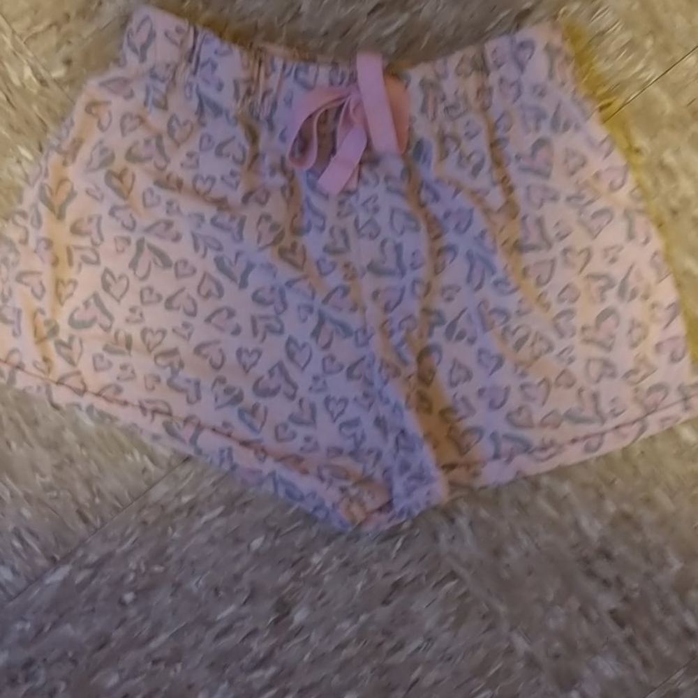 Shorts. - Picture 2 of 4